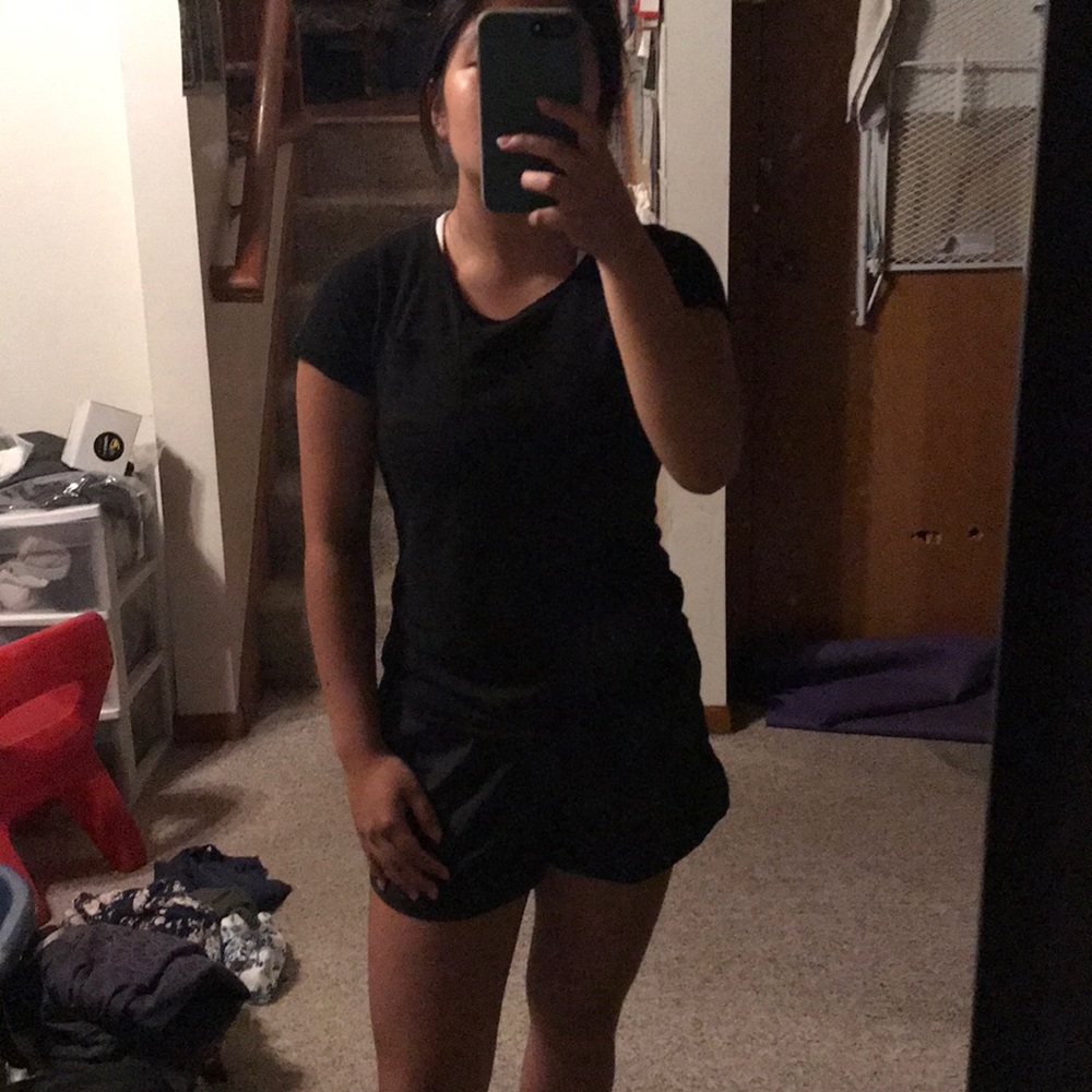 Essentials by Full tilt girls black t-shirt
